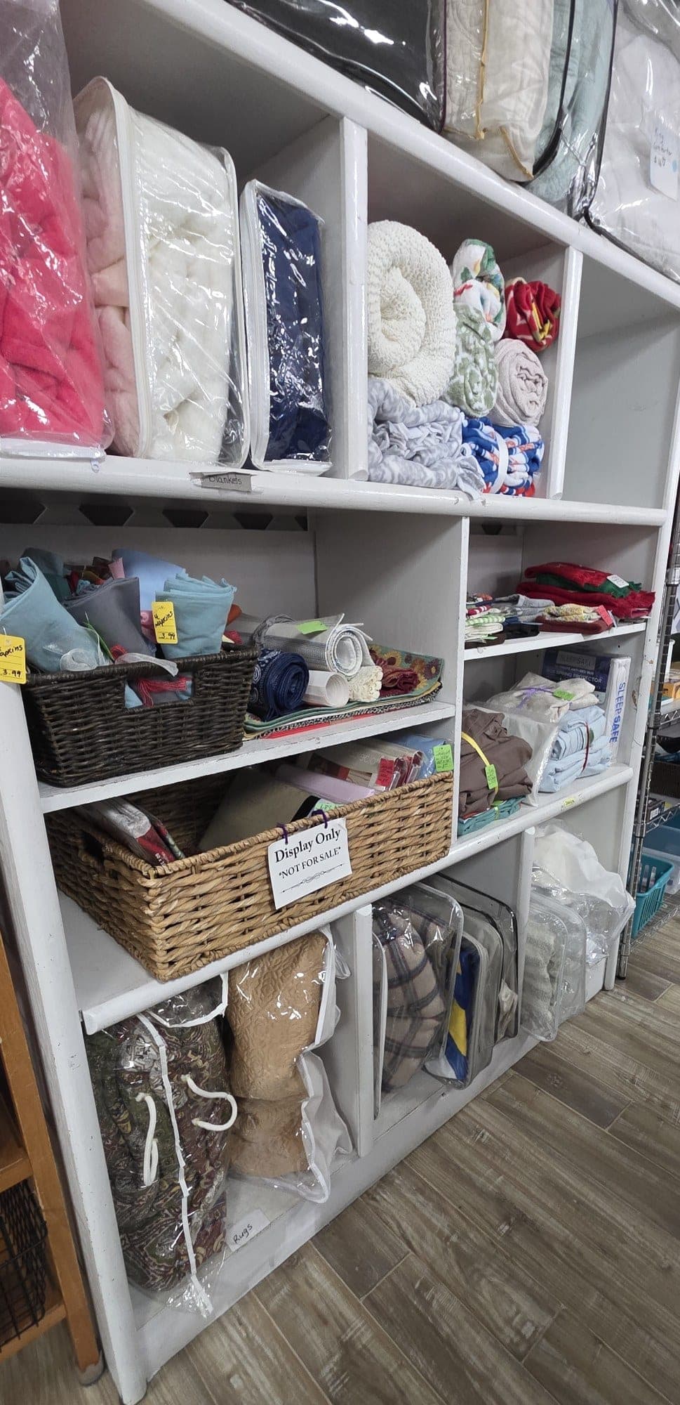 Linens, Tablecloths, Napkins, Placement and More